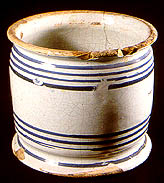 Tinglaze earthenware, London type; identifier pw102
